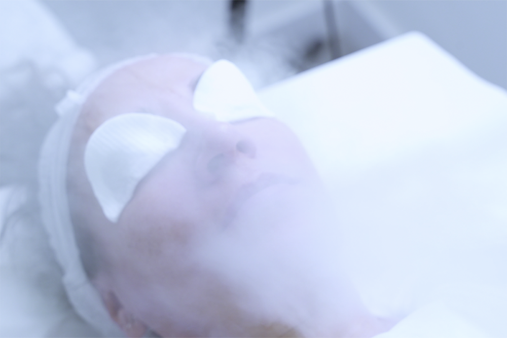Limpieza Facial Profunda con Punta de Diamante en Sevilla